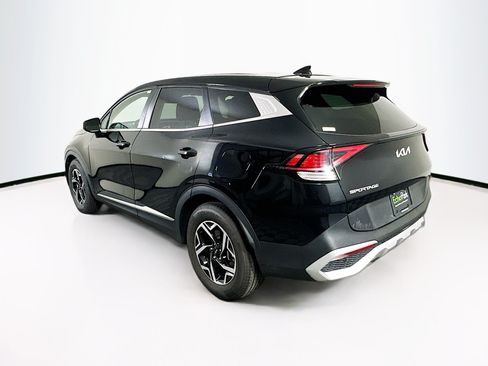 Used 2025 Kia Sportage LX FWD image 5