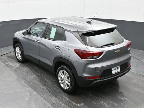 Used 2023 Chevrolet TrailBlazer LS image 33