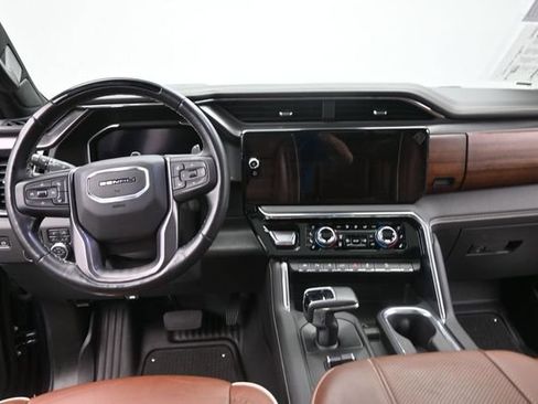 Used 2025 GMC Sierra 1500 Denali Ultimate AWD/4WD image 25