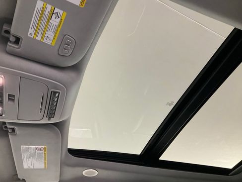 Used 2024 Ford F350 Limited w/ FX4 Off-Road Package image 25