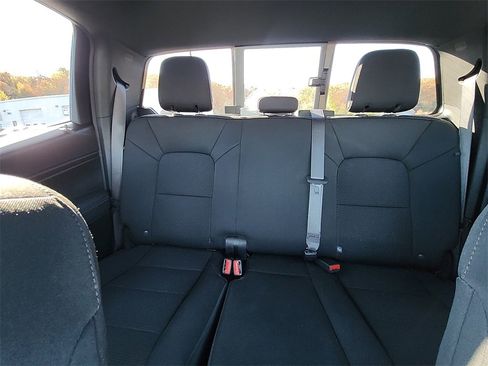 New 2025 Chevrolet Colorado LT image 26