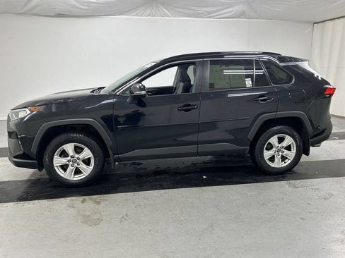 Used 2019 Toyota RAV4 XLE w/ Convenience Package AWD/4WD image 6