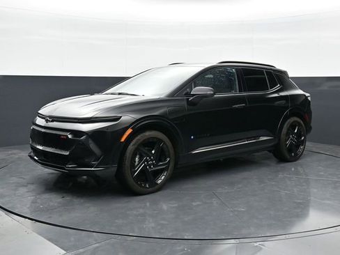 Used 2025 Chevrolet Equinox EV RS w/ Convenience Package II FWD image 3