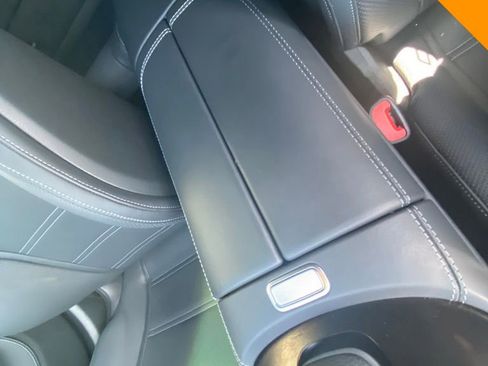 Used 2022 Mercedes-Benz SL 55 AMG 4MATIC w/ Driver Assistance Package image 52