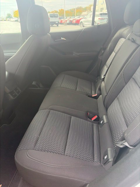Used 2026 Chevrolet Equinox LT FWD image 15