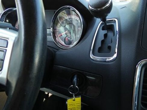 Used 2011 Dodge Grand Caravan Mainstreet w/ PWR Convenience Group FWD image 26