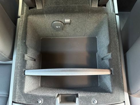 Used 2026 Porsche Panamera RWD image 27