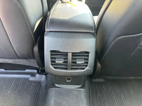 Used 2020 Ford Fusion Energi Titanium FWD image 25