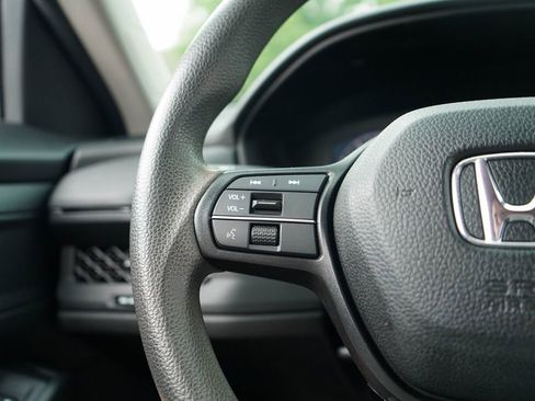 Used 2023 Honda Accord LX image 28