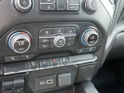 Used 2021 Chevrolet Silverado 1500 LT Trail Boss w/ Bed Protection Package image 22