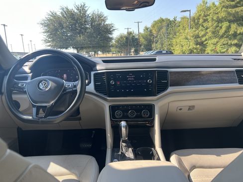 Used 2019 Volkswagen Atlas SEL Premium AWD/4WD image 26