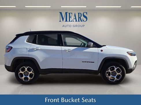 Used 2022 Jeep Compass Trailhawk image 7