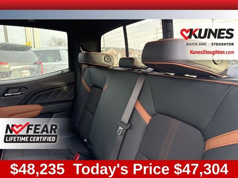 New 2026 GMC Canyon AT4 AWD/4WD image 32