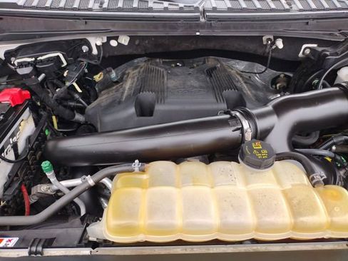 Used 2018 Ford Expedition Platinum image 23