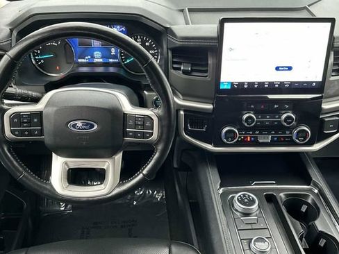 Certified 2024 Ford Expedition Max XLT image 12