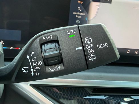 Used 2024 BMW X5 sDrive40i w/ M Sport Package RWD image 45