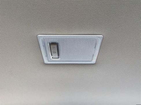 Used 2016 Buick Encore FWD image 5