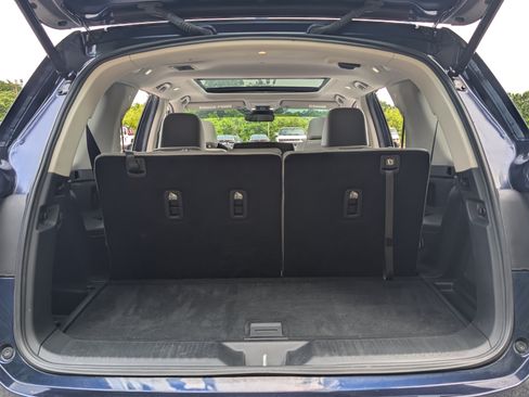 Used 2024 Honda Pilot Touring image 20