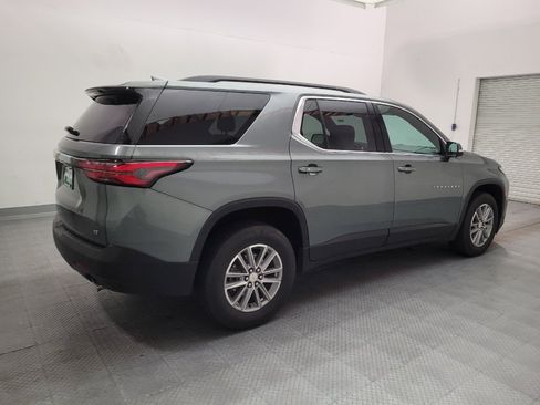 Used 2022 Chevrolet Traverse LT FWD image 10