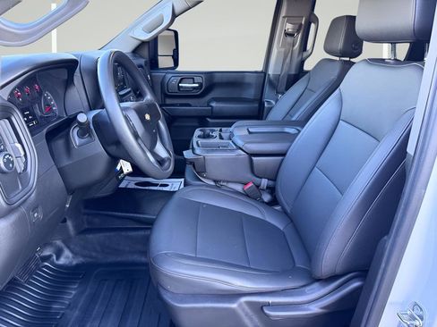 Used 2023 Chevrolet Silverado 2500 W/T w/ Gooseneck/5TH Wheel Package image 10