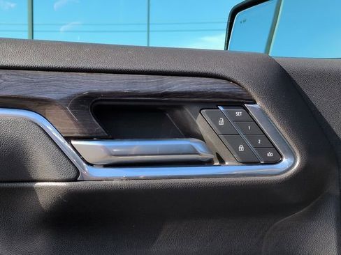 Certified 2023 Chevrolet Silverado 1500 LTZ image 21