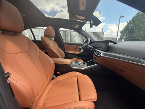 Used 2023 BMW 330i xDrive Sedan w/ Premium Package AWD/4WD image 24