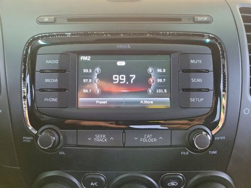 Used 2017 Kia Forte LX w/ LX Popular Package image 25