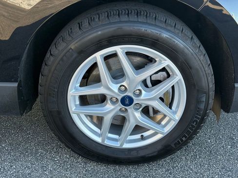 Certified 2022 Ford Edge SEL w/ Convenience Package image 9