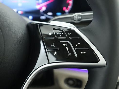 New 2026 Mercedes-Benz GLS 450 4MATIC image 12