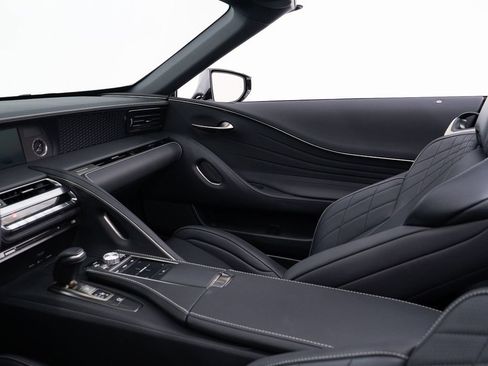 Used 2023 Lexus LC 500 Convertible w/ Touring Package RWD image 30