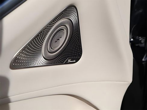 New 2026 Mercedes-Benz S 580 4MATIC Sedan image 24