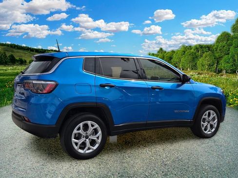 Certified 2025 Jeep Compass Sport AWD/4WD image 6