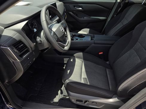 New 2026 Nissan Rogue SV FWD image 19