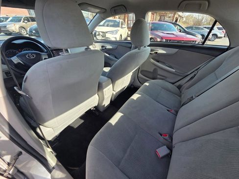 Used 2013 Toyota Corolla LE image 14