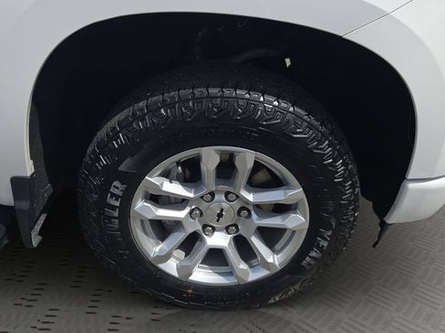 Used 2023 Chevrolet Silverado 1500 RST w/ Z71 Off-Road Package AWD/4WD image 17