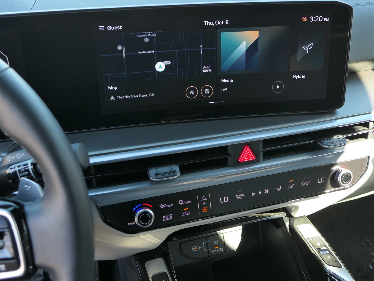 Certified 2025 Kia Sorento SX Prestige AWD/4WD image 22