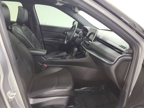Used 2022 Jeep Compass High Altitude AWD/4WD image 16