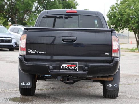 Used 2015 Toyota Tacoma 4x4 Access Cab V6 w/ TRD Sport Package image 10