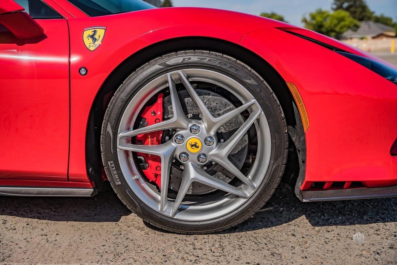 Used 2021 Ferrari F8 Tributo RWD image 26