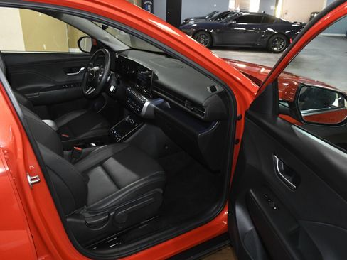 Used 2024 Hyundai Kona Limited image 46