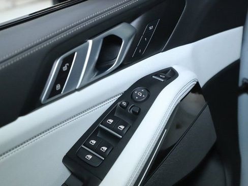 Certified 2024 BMW X5 xDrive40i w/ M Sport Package image 17