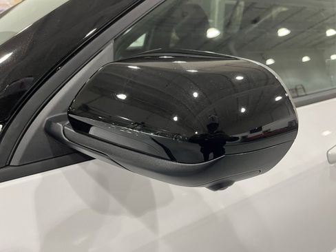 New 2025 Chevrolet Equinox LT w/ Safety and Technology Package image 25