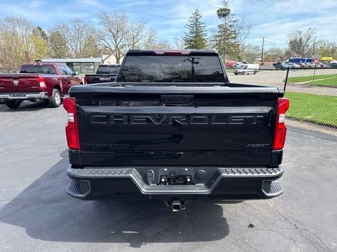 Used 2022 Chevrolet Silverado 1500 RST w/ LPO, Dark Essentials Package AWD/4WD image 5