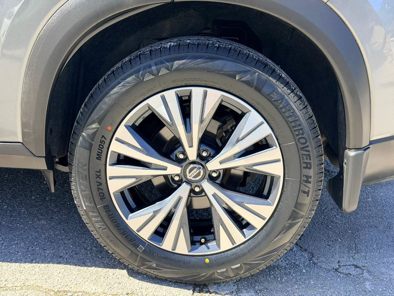 Used 2021 Nissan Rogue SV FWD image 25