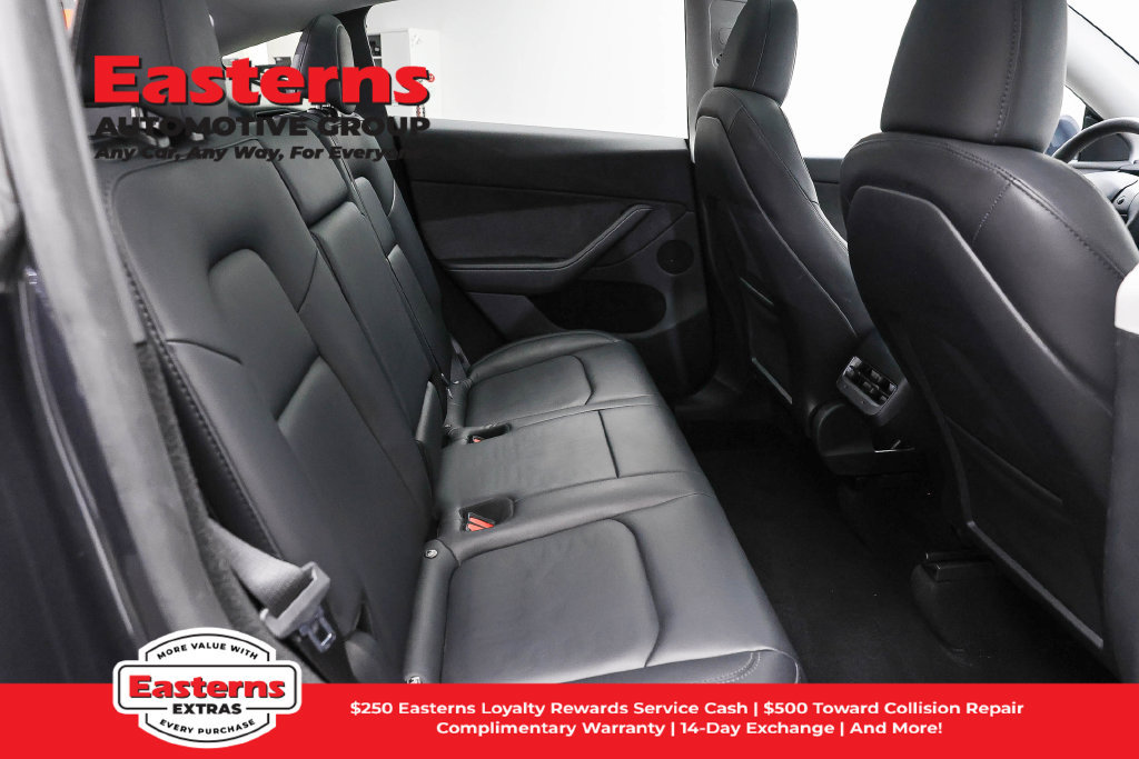Used 2024 Tesla Model Y Long Range AWD/4WD image 18