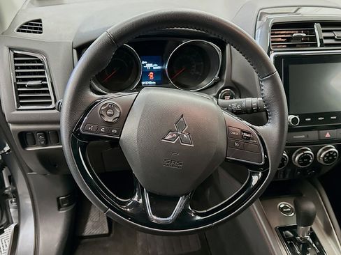 Used 2025 Mitsubishi Outlander Sport SE image 18