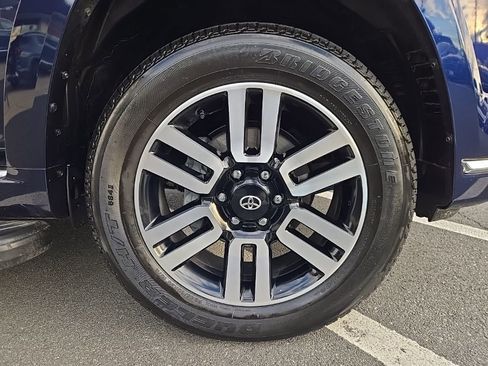 Used 2024 Toyota 4Runner Limited image 9
