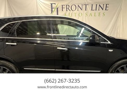 Used 2017 Cadillac XT5 Luxury w/ Driver Awareness Package AWD/4WD image 8