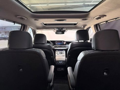 Used 2022 Hyundai Palisade Limited FWD image 22