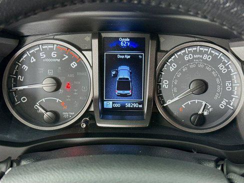 Certified 2023 Toyota Tacoma TRD Off-Road AWD/4WD image 12
